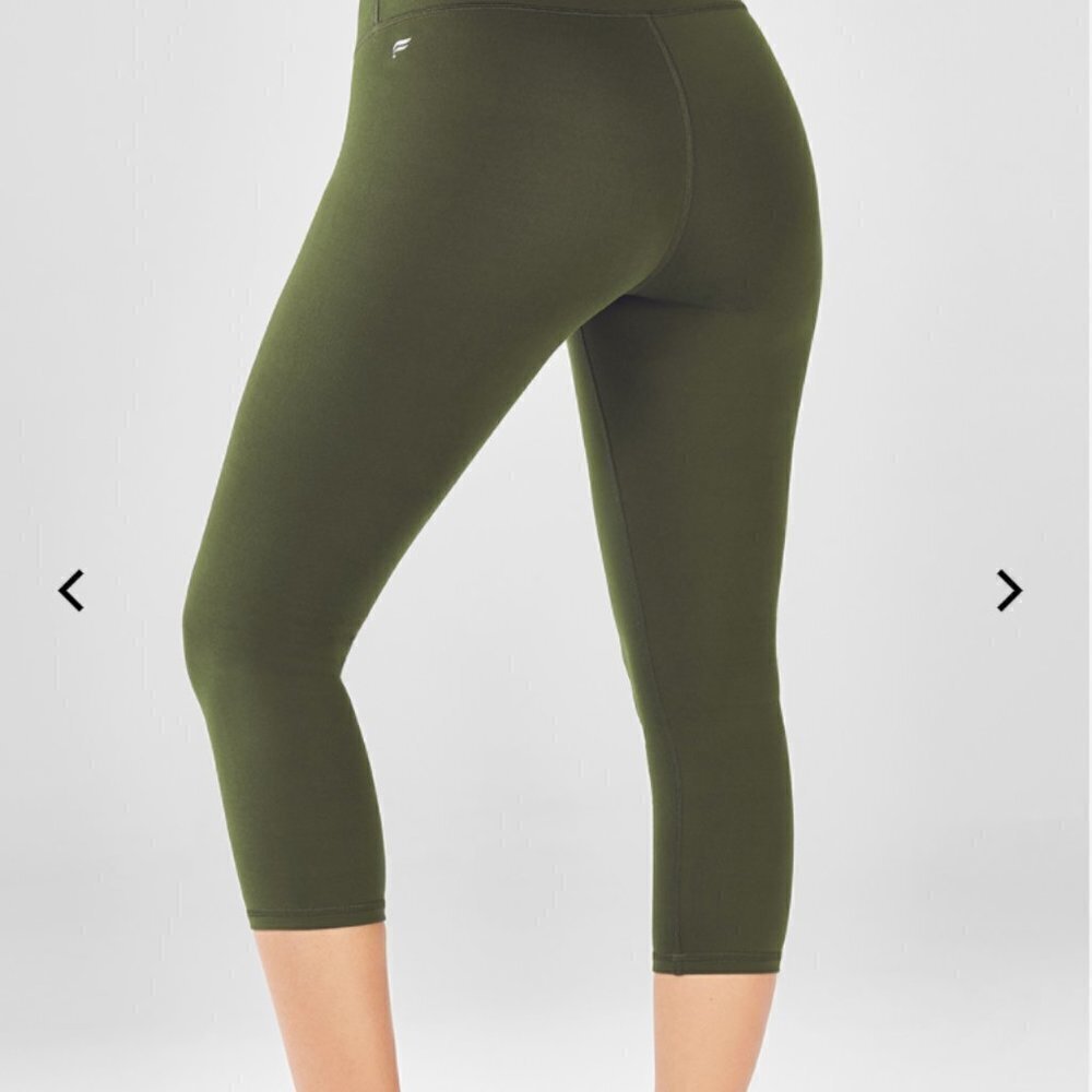 Fabletics Define Mid-Rise Crop Legging Dark Olive